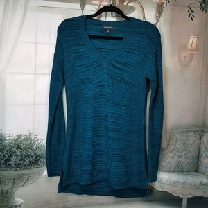 Ellen tracy sweater size small blue/black